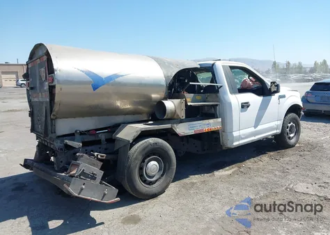 2019 Ford F150 Xl z USA, uszkodzony, nr VIN 1FTMF1CB3KKC36281